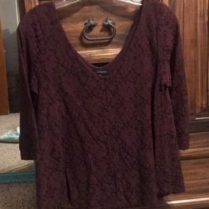 American Eagle lace top